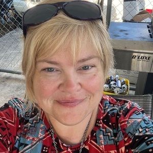 Meet your Posher, Vicki